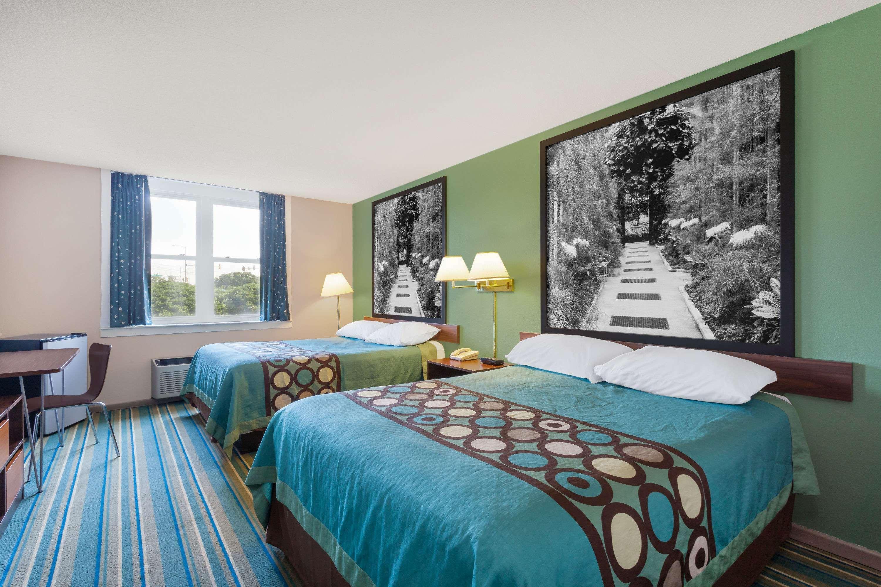 Super 8 By Wyndham Harrisburg Hershey West Zewnętrze zdjęcie