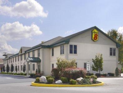 Super 8 By Wyndham Harrisburg Hershey West Zewnętrze zdjęcie